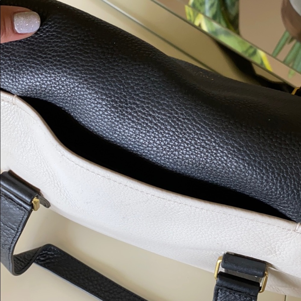 Fossil Handbag - Picture 4 of 7